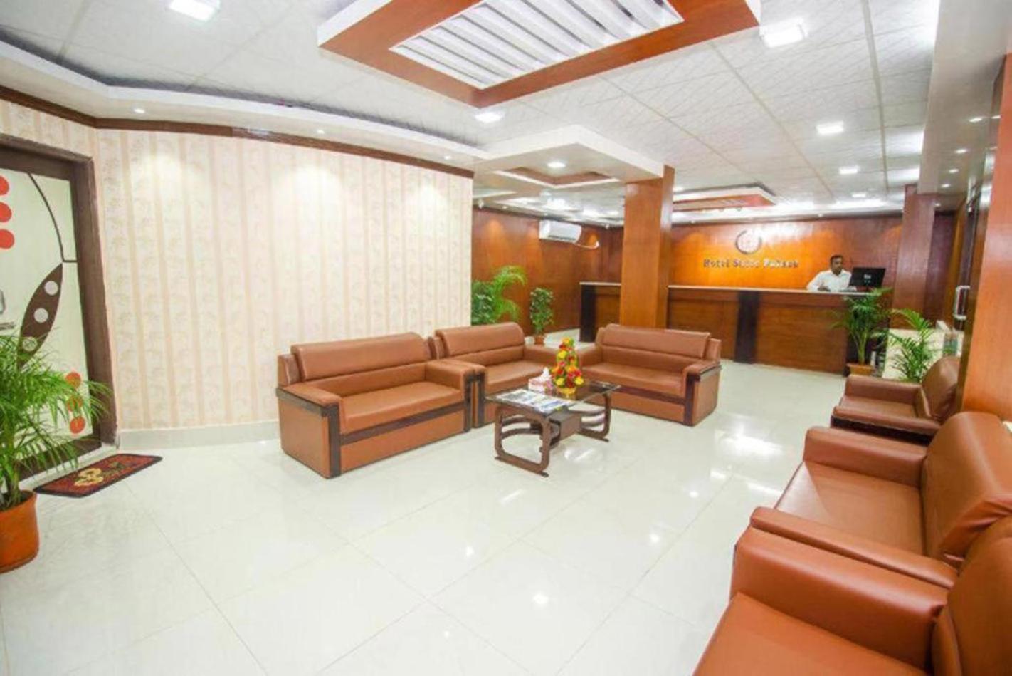 Hotel Suite Palace Baridhara Дакка Экстерьер фото