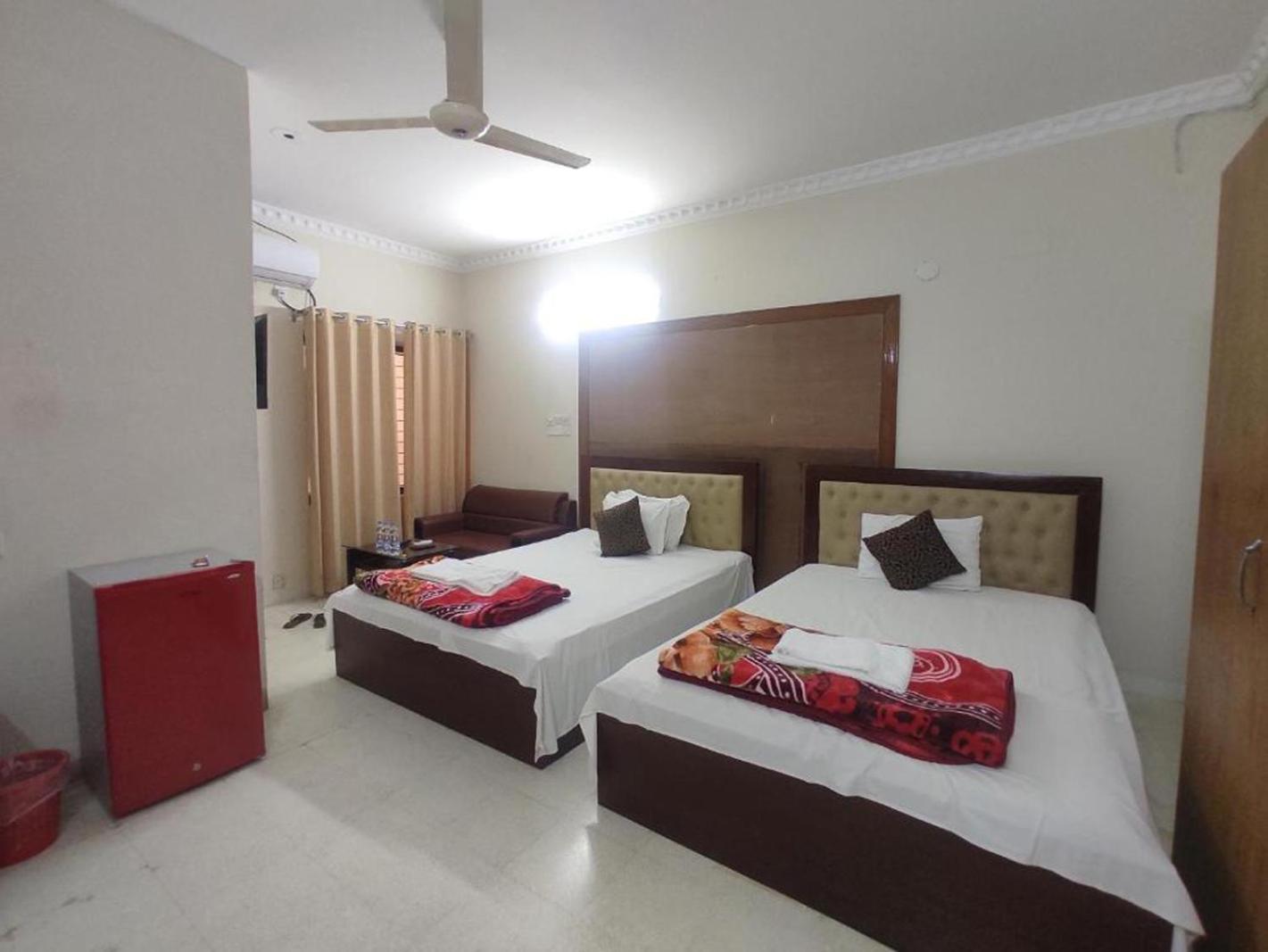 Hotel Suite Palace Baridhara Дакка Экстерьер фото