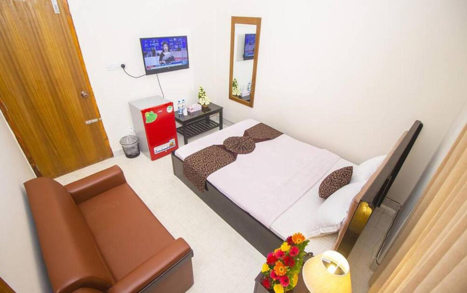 Hotel Suite Palace Baridhara Дакка Экстерьер фото