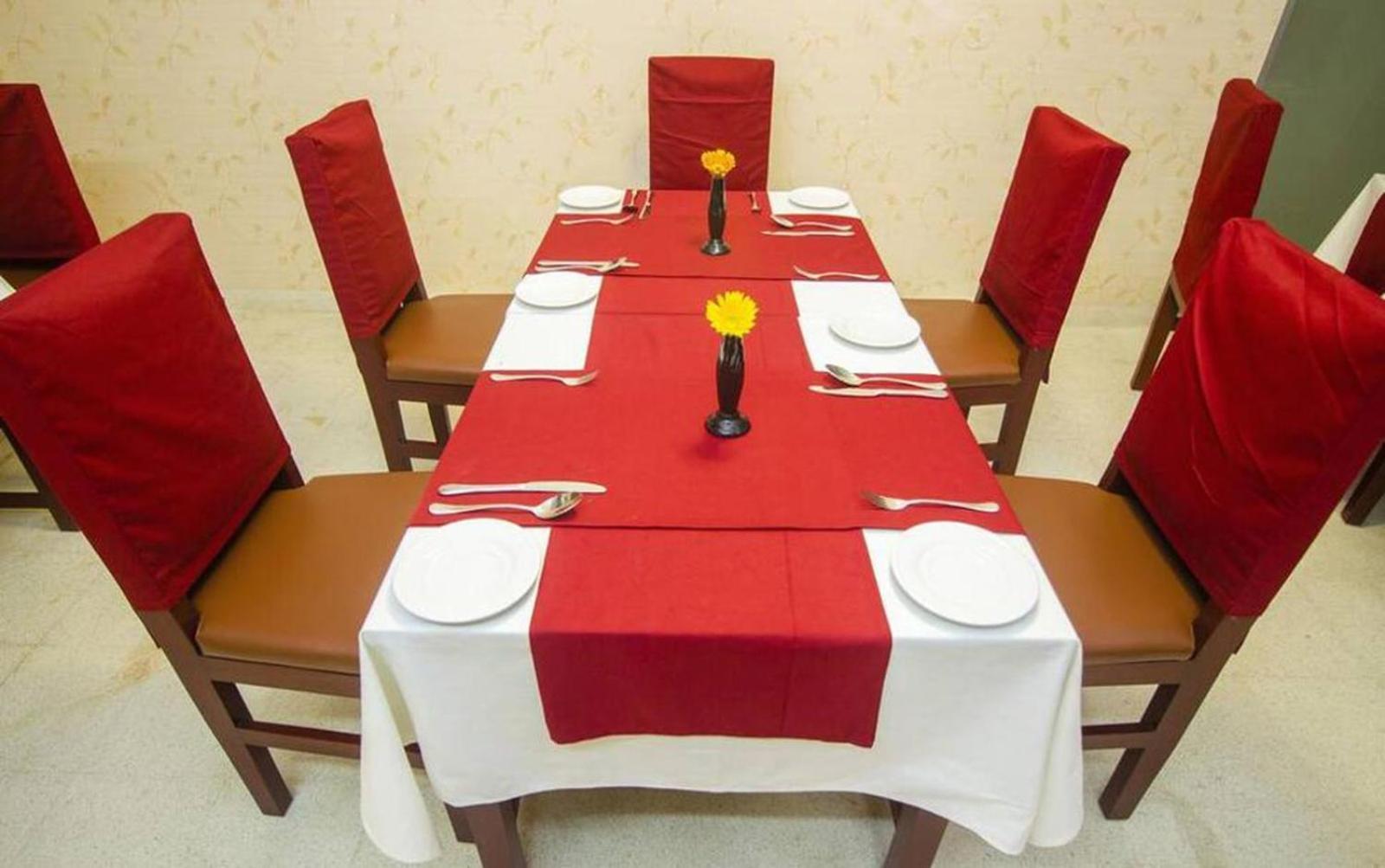 Hotel Suite Palace Baridhara Дакка Экстерьер фото